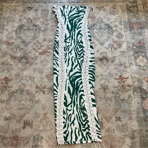 Lace up, zebra green, strapless dress